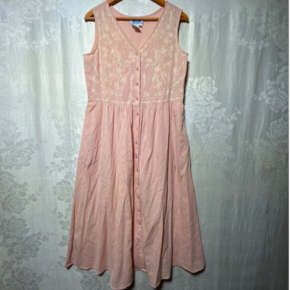 Vintage Dresses & Skirts - Vintage Midi Shirt Dress 10 Pink Gingham Embroidered Sleeveless Pockets Prairie